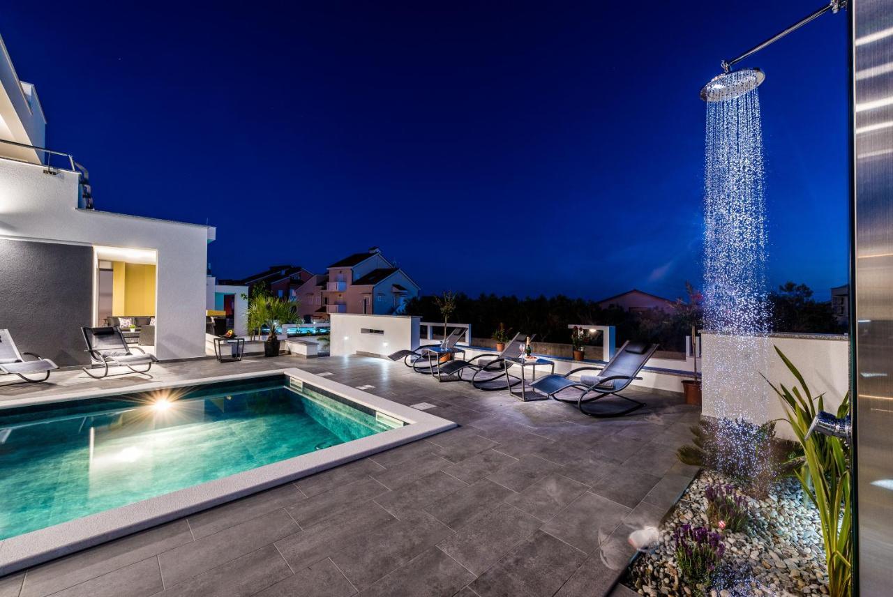 Villa Magnifica Apartments With Pool Novalja Exterior foto
