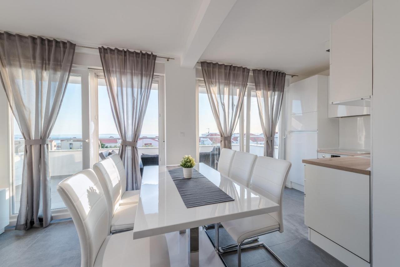 Villa Magnifica Apartments With Pool Novalja Exterior foto